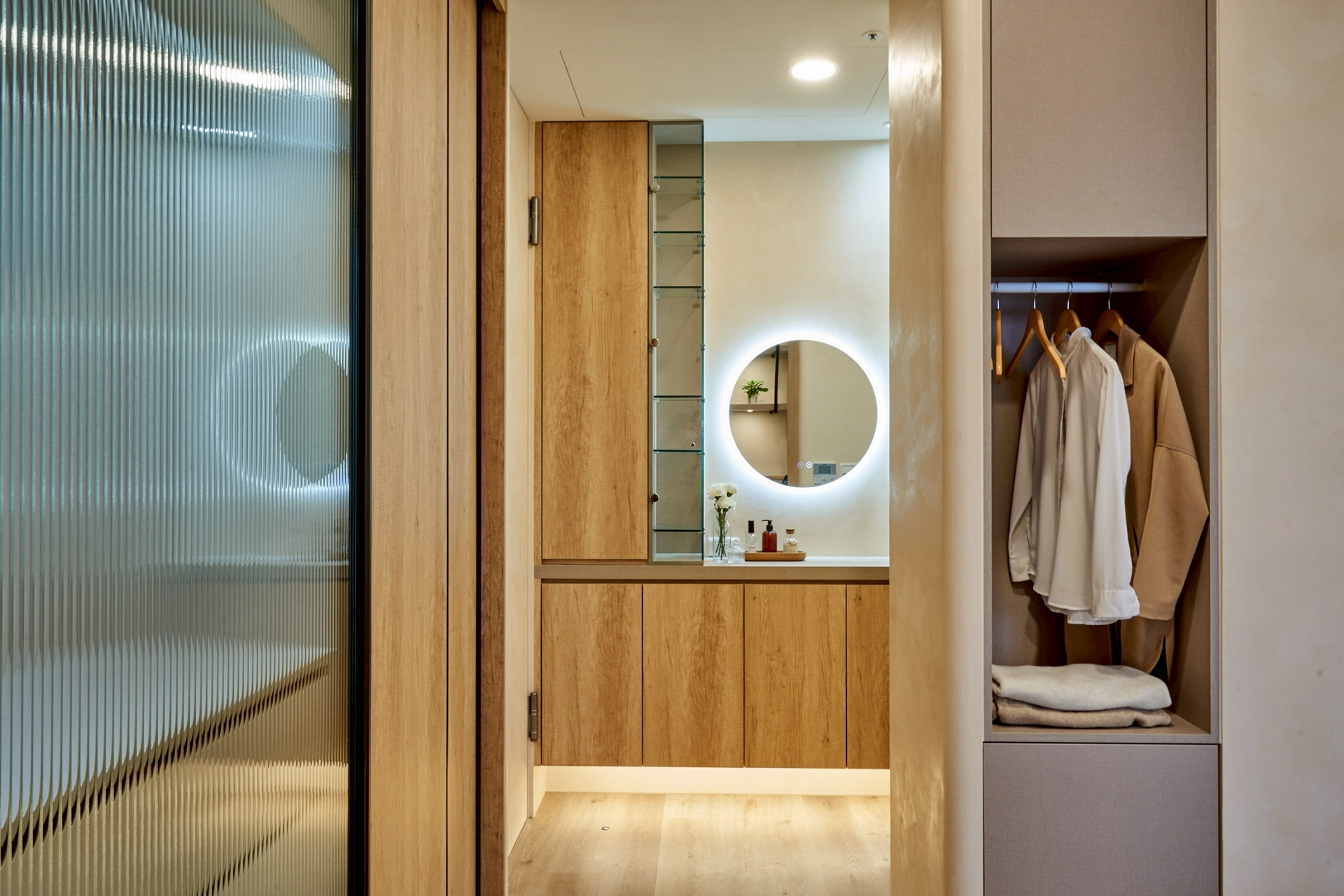 以木為語，與光共生